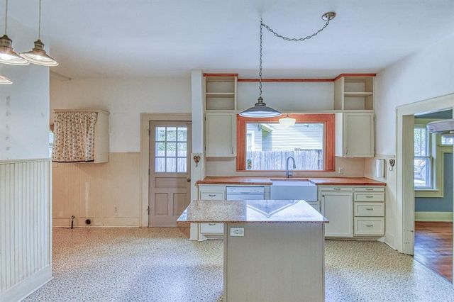 620 Chautauqua Avenue, Norman, OK 73069