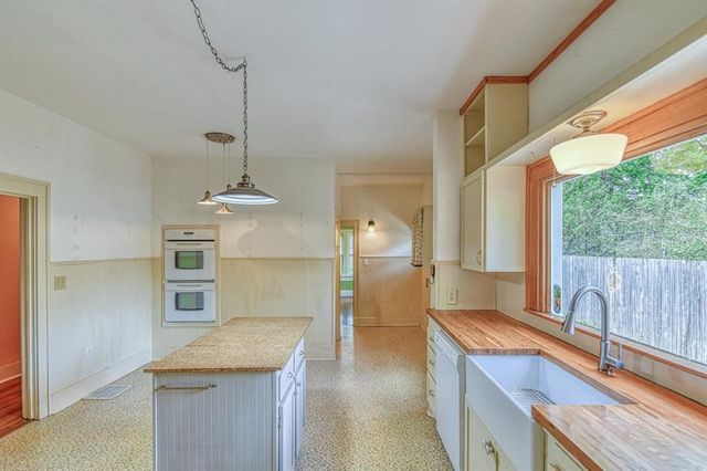 620 Chautauqua Avenue, Norman, OK 73069