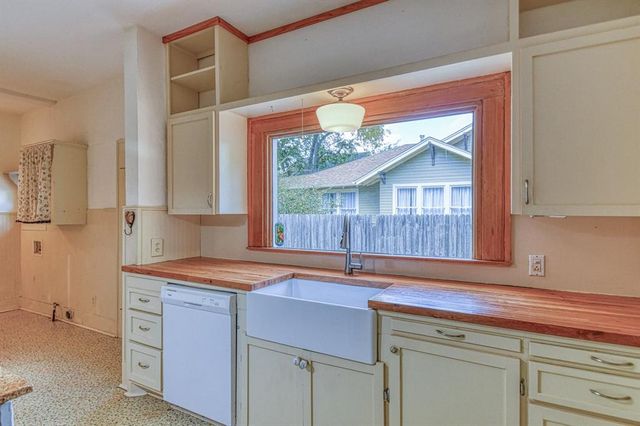 620 Chautauqua Avenue, Norman, OK 73069
