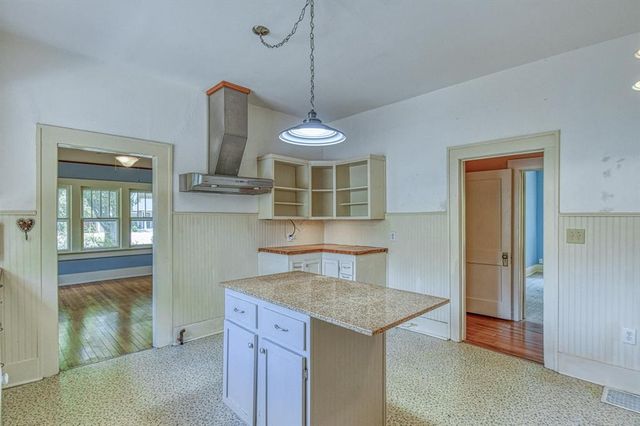 620 Chautauqua Avenue, Norman, OK 73069