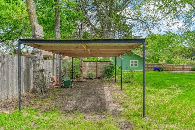 620 Chautauqua Avenue, Norman, OK 73069