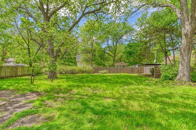 620 Chautauqua Avenue, Norman, OK 73069