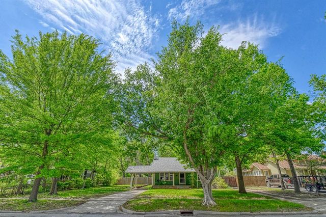 620 Chautauqua Avenue, Norman, OK 73069