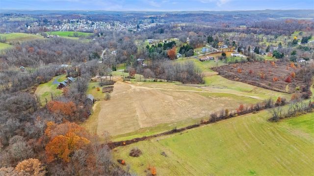 33 Orchard Drive, Sewickley Twp, PA 15637