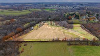 33 Orchard Drive, Sewickley Twp, PA 15637