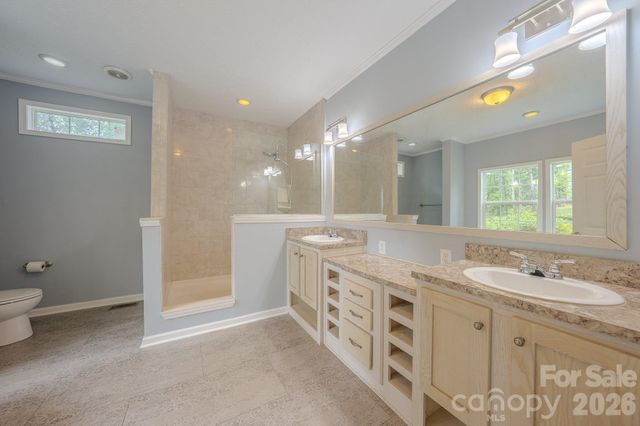 17 Berry Hill Road, Asheville, NC 28806