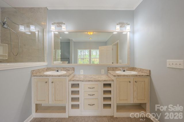 17 Berry Hill Road, Asheville, NC 28806