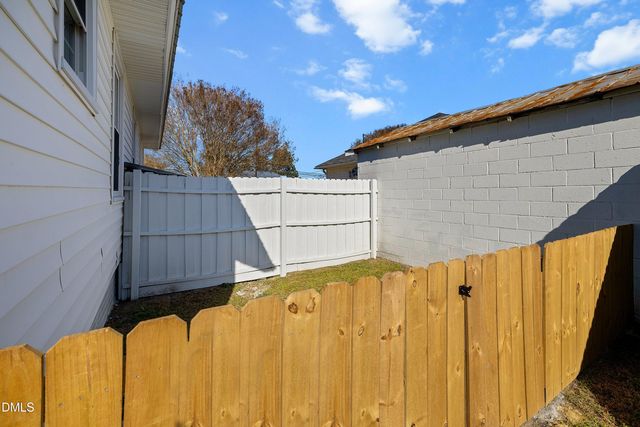 403 W E Street, Erwin, NC 28339