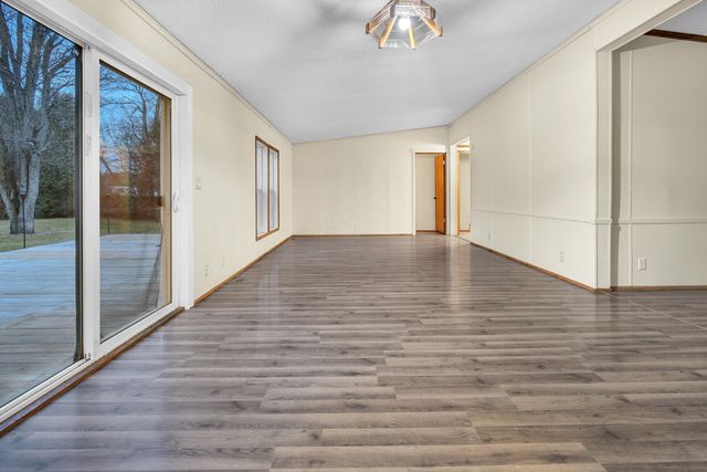 14865 Heritage Drive W, Wheatfield, IN 46392