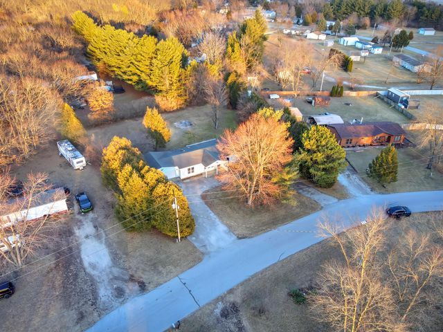 14865 Heritage Drive W, Wheatfield, IN 46392