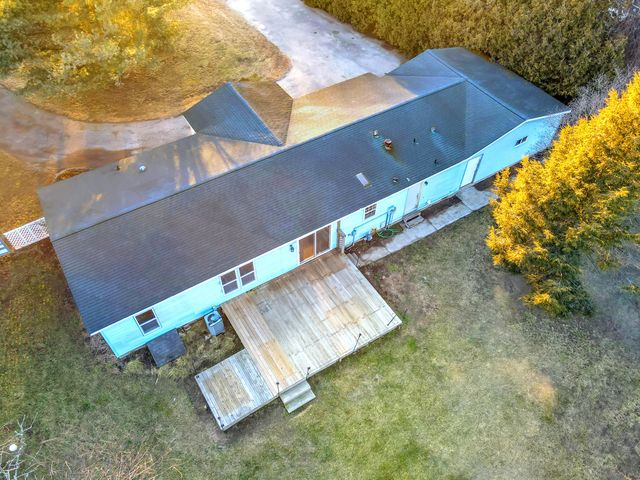 14865 Heritage Drive W, Wheatfield, IN 46392