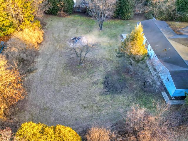 14865 Heritage Drive W, Wheatfield, IN 46392