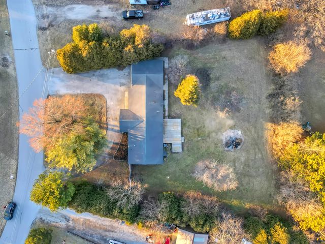 14865 Heritage Drive W, Wheatfield, IN 46392