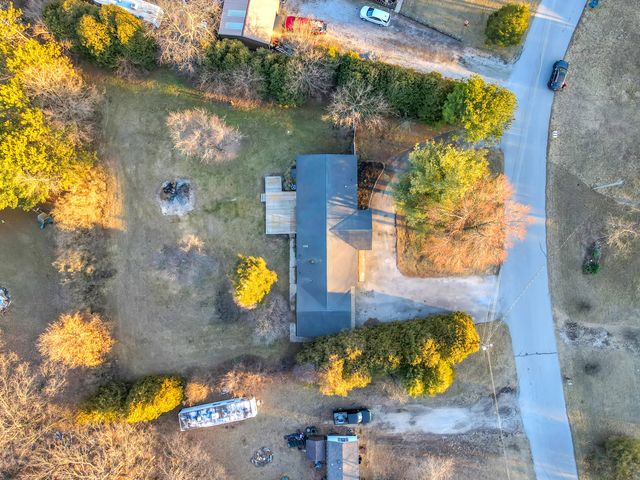 14865 Heritage Drive W, Wheatfield, IN 46392