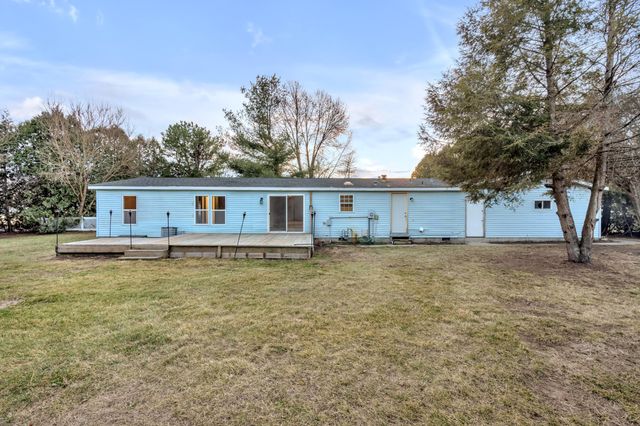 14865 Heritage Drive W, Wheatfield, IN 46392