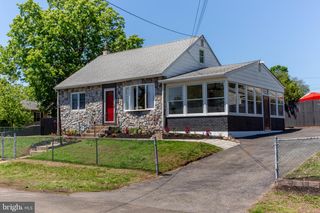 1005 MARYLAND AVE, Croydon, PA 19021