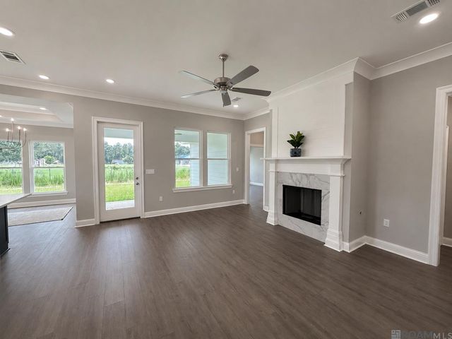 29463 Northlake Drive, Denham Springs, LA 70726