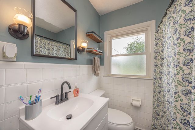 3006 Lynnwood Drive, Paris, KY 40361