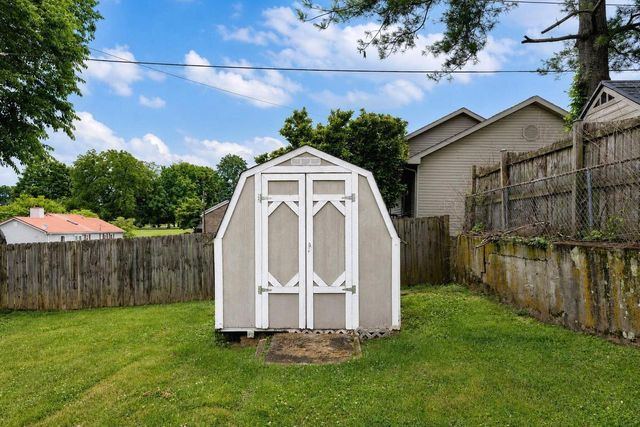 3006 Lynnwood Drive, Paris, KY 40361