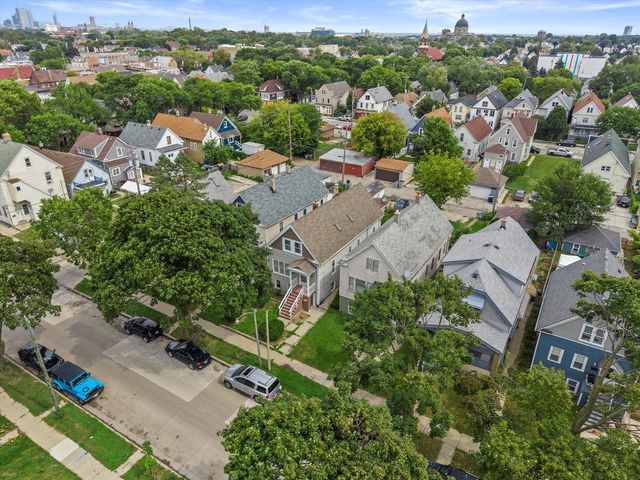 2428 S 14th STREET, Milwaukee, WI 53215