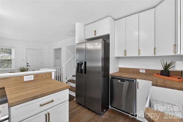 5412 Milhaven Lane, Charlotte, NC 28269