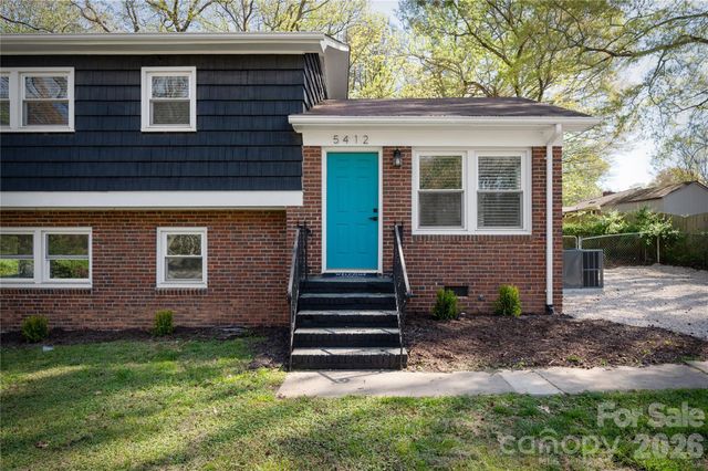 5412 Milhaven Lane, Charlotte, NC 28269