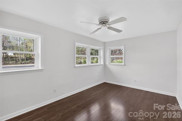 5412 Milhaven Lane, Charlotte, NC 28269