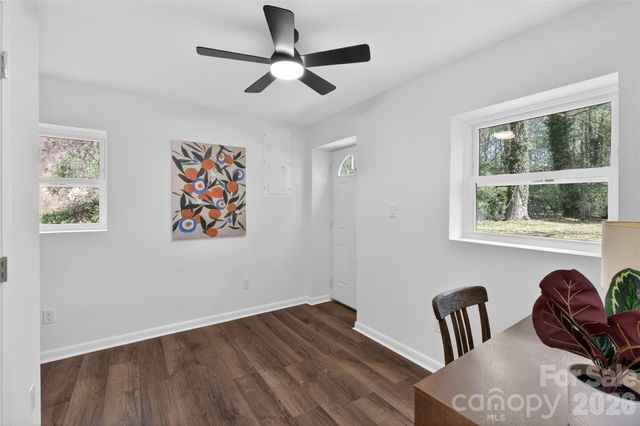 5412 Milhaven Lane, Charlotte, NC 28269