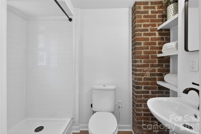 5412 Milhaven Lane, Charlotte, NC 28269