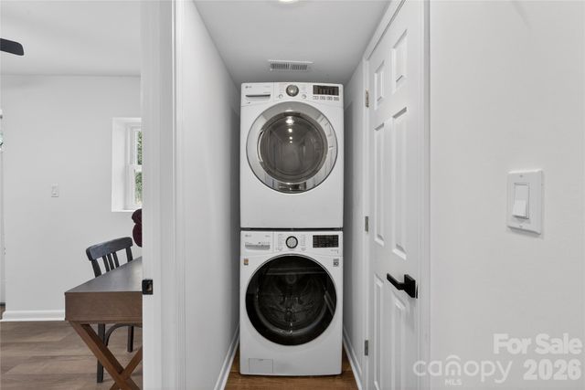 5412 Milhaven Lane, Charlotte, NC 28269