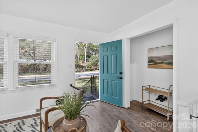 5412 Milhaven Lane, Charlotte, NC 28269