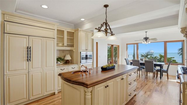 6755 30TH STREET S, St Petersburg, FL 33712