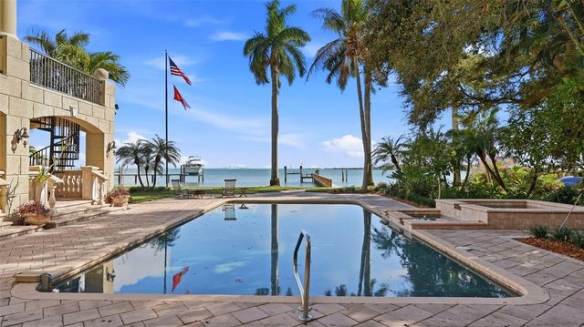 6755 30TH STREET S, St Petersburg, FL 33712