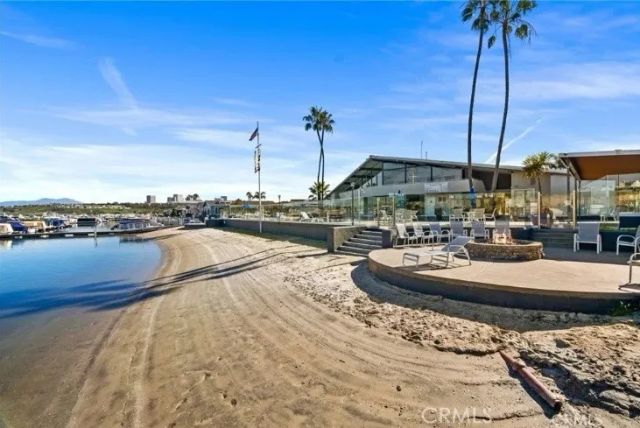 58 Saratoga, Newport Beach, CA 92660