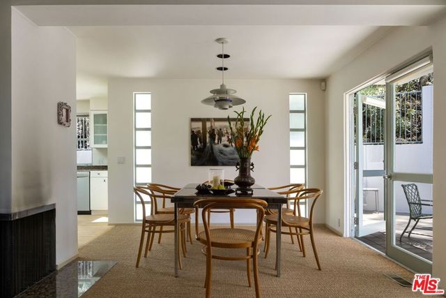 9421 Lloydcrest Drive, Los Angeles, CA 90210