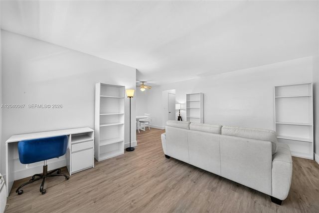 6565 Santona Street B17, Coral Gables, FL 33146