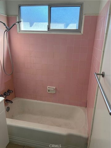 509 N Alameda Avenue, Azusa, CA 91702