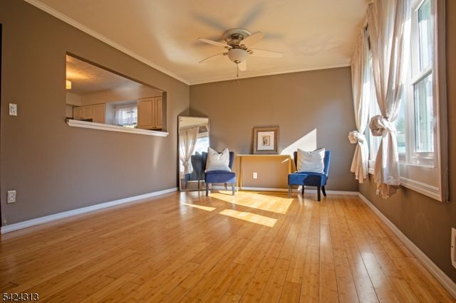 12 Central Ave, Pompton Lakes Boro, NJ 07442