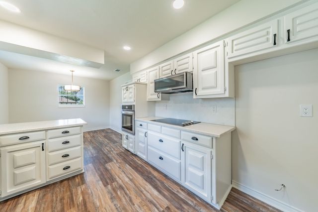 2212 Vickers Drive, Plano, TX 75075