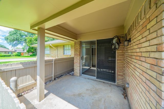 2212 Vickers Drive, Plano, TX 75075