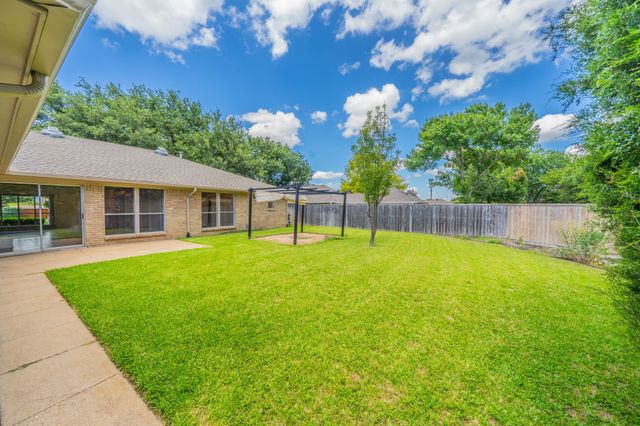 2212 Vickers Drive, Plano, TX 75075