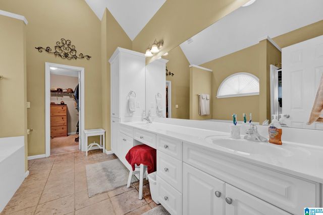 155 CHINABERRY LANE, Alabaster, AL 35114