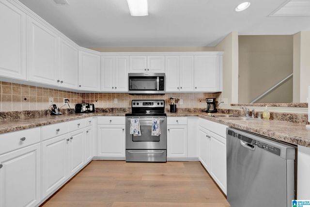 155 CHINABERRY LANE, Alabaster, AL 35114