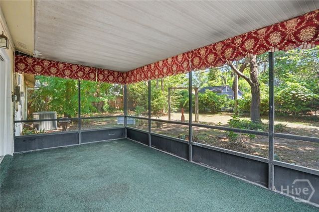 10 Port Royal Drive, Savannah, GA 31410