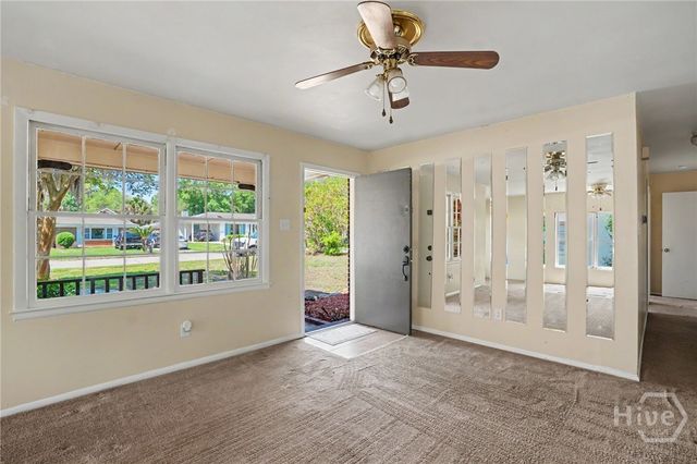 10 Port Royal Drive, Savannah, GA 31410