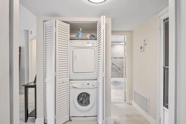 3593 Birdie Drive 507, Greenacres, FL 33467