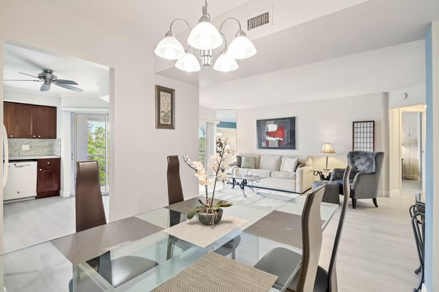 3593 Birdie Drive 507, Greenacres, FL 33467