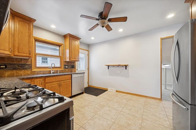 602 Prairie Avenue, Downers Grove, IL 60515