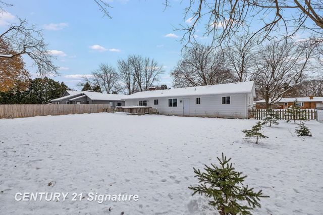 1430 Dover Place, Saginaw, MI 48638