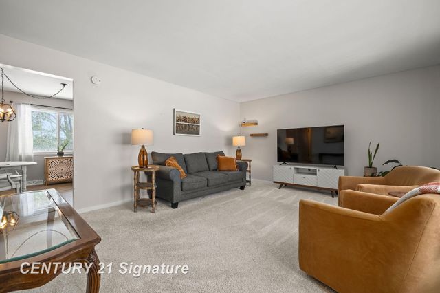 1430 Dover Place, Saginaw, MI 48638